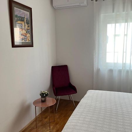 Apartment Violetta-Punta อูมัค ภายนอก รูปภาพ